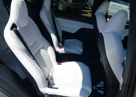 2026 Tesla Model X from USA, damaged, VIN 7SAXCBE52TF472585